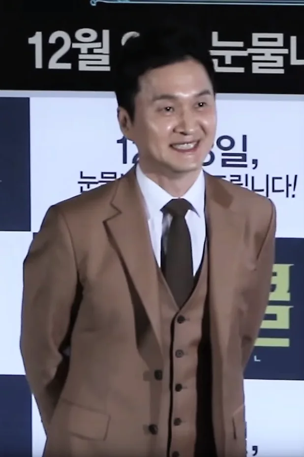 장현성 인물 사진
