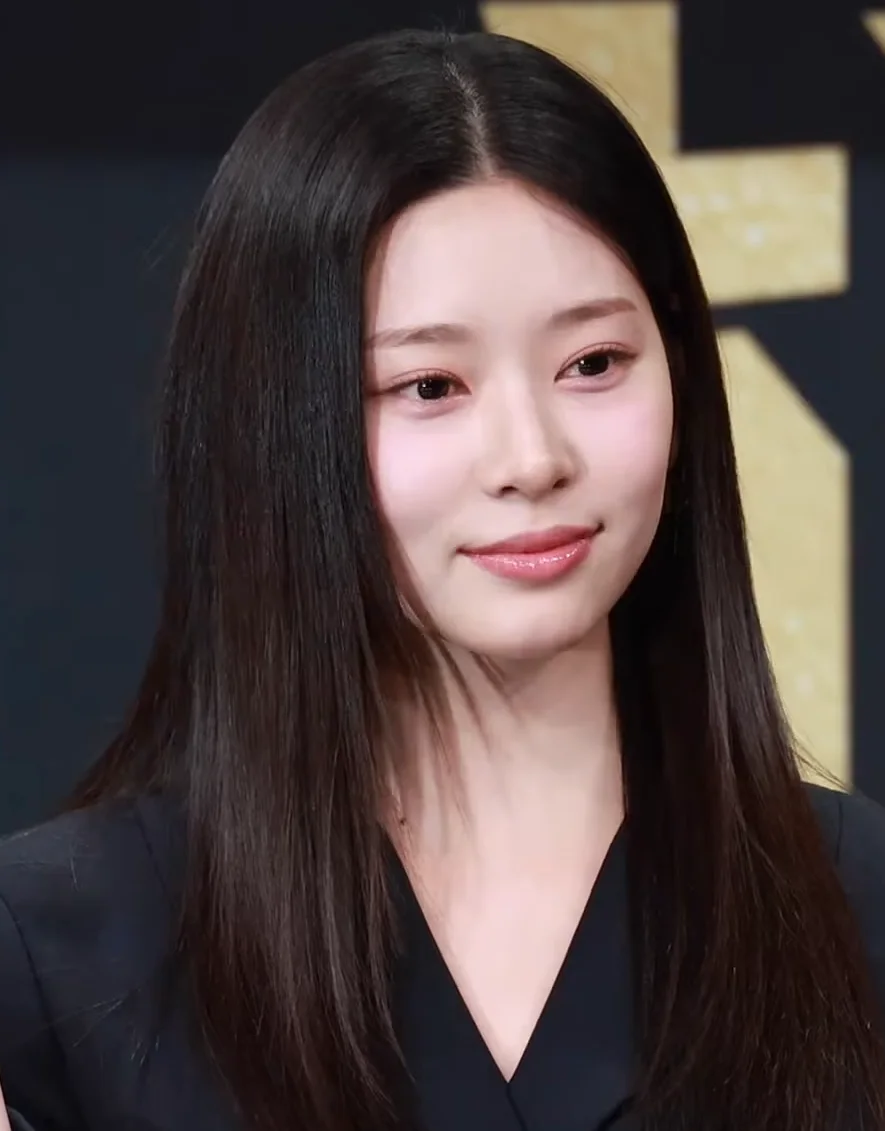 김민주 인물 사진
