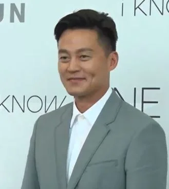 이서진 인물 사진